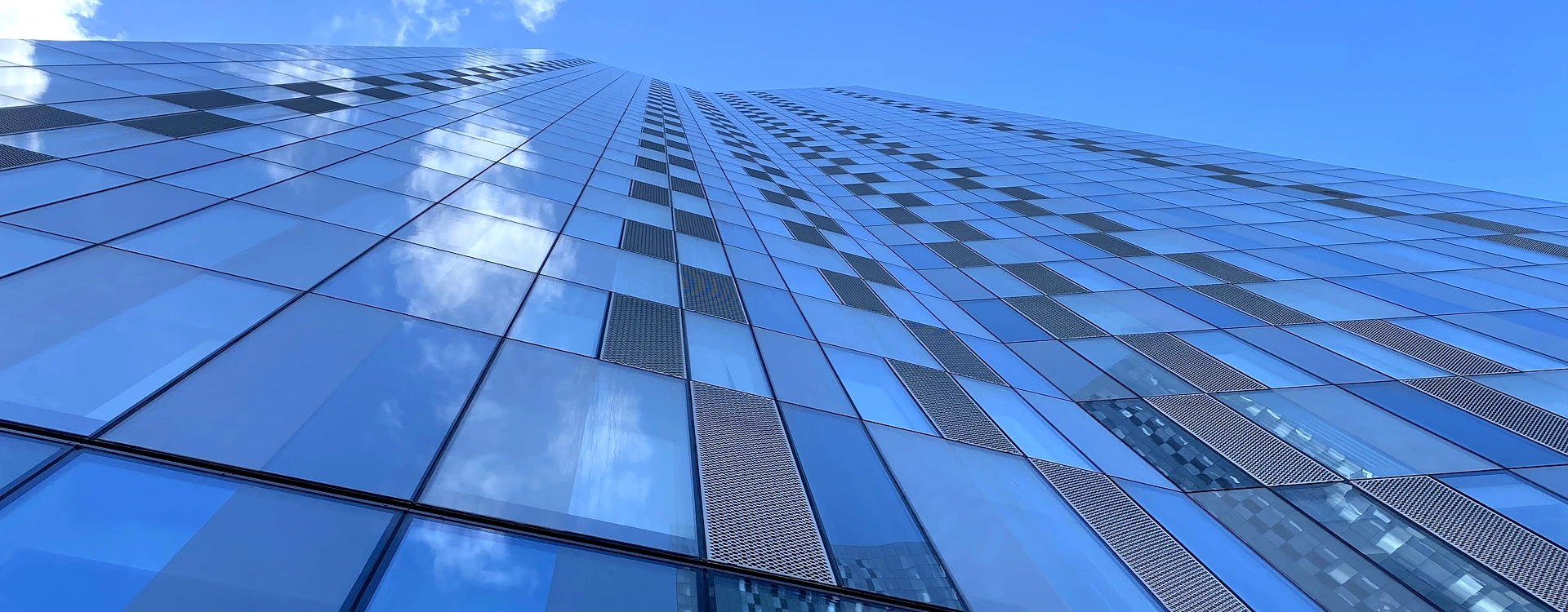 deansgate-square-manchester-nece-anodizzazione-6