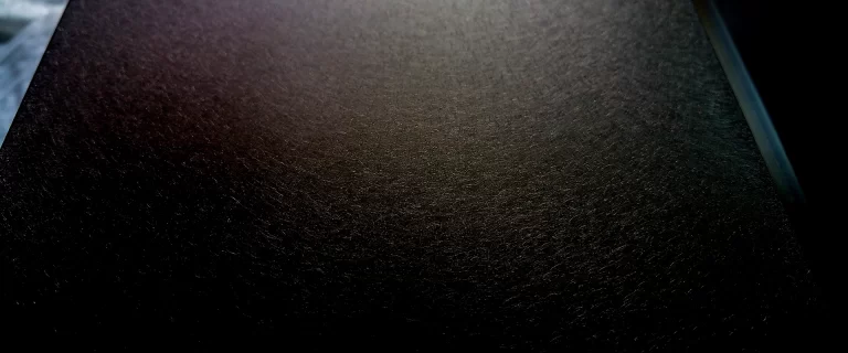 nero-7a-vb-satinatura-vibrata-nece-anodizzazione